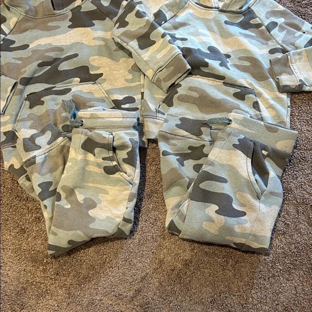 Toddler 3T camouflage matching twin sweatsuits bundle